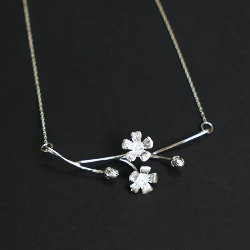 Baby’S Breath Pendant Necklace In Sterling Silver | Checos 1