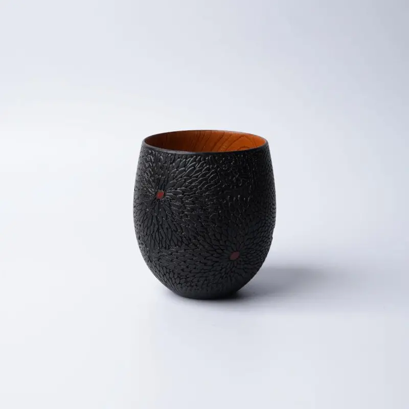 Black Chrysanthemum Ceramic Cup – Kyoto Yuzen & Print Decor | Sansai Studio 1