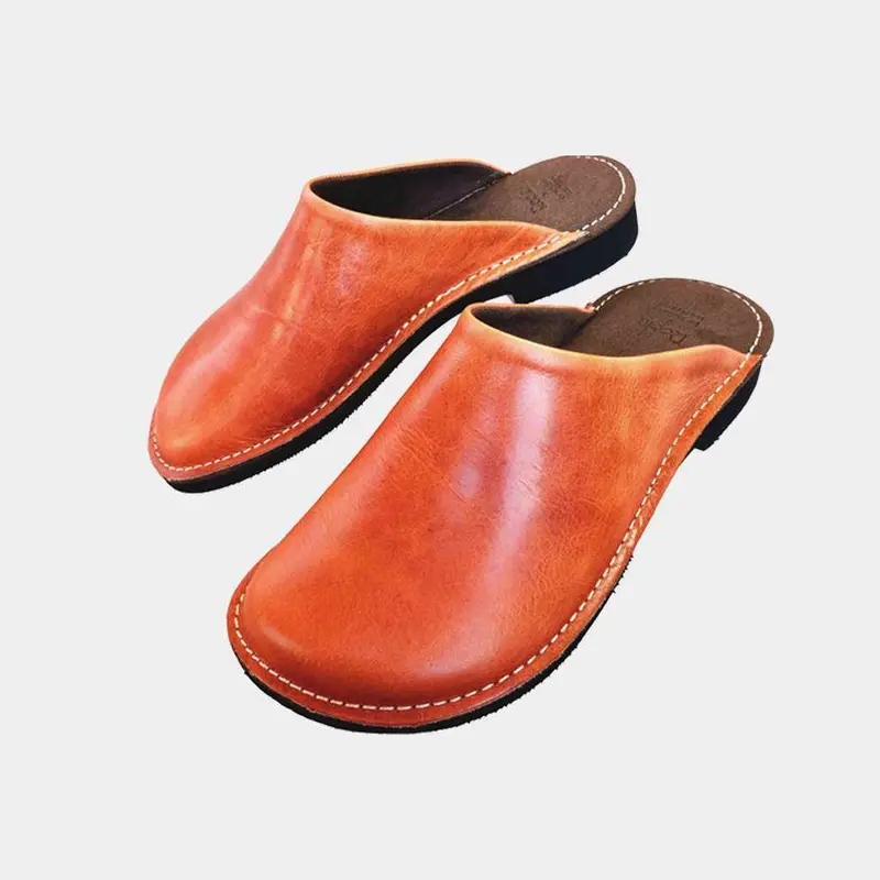 Camel Waxed-Leather Slippers – Soft, Durable Indoor Footwear 1