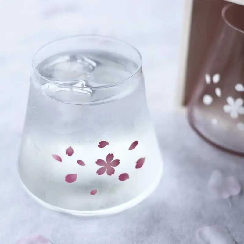 Cherry Blossom And Mt. Fuji Clear Glass Tumbler – Marumo Takagi 1