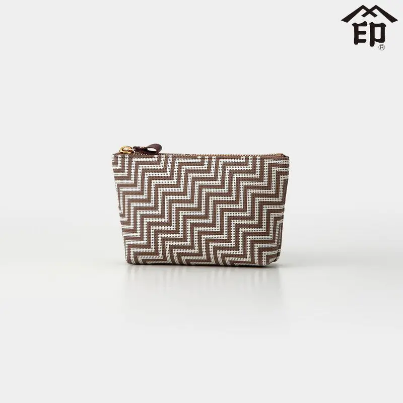 Chevron 4 Zippered Pouch – Compact Lacquered Deerskin Organizer 1