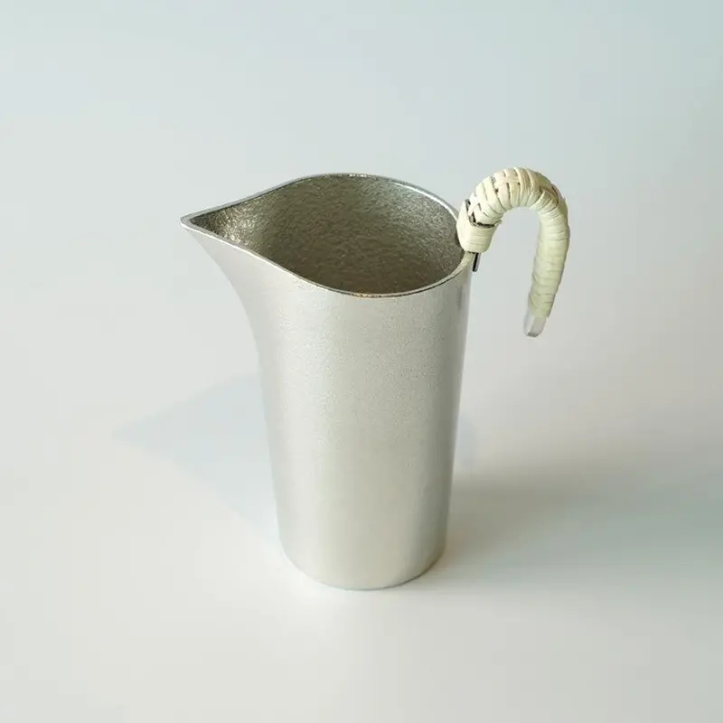 Chirori Small Sake Bottle – Cast Tin Vessel By Nousaku 1