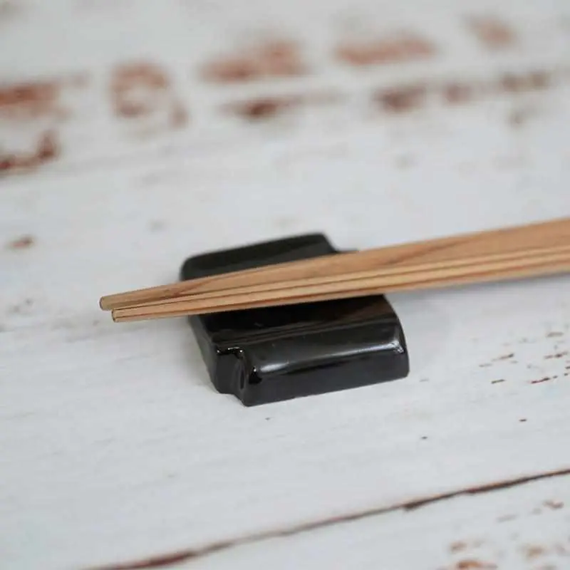 Chopstick Rest Set: 5-Piece Glossy Black Finish – Sekishu Tile Ceramic By Maruso 1