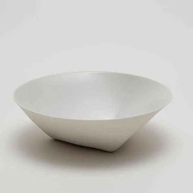Christian Haas 240Mm Round Ceramic Bowl In White – Arita-Yaki Porcelain Tableware 1