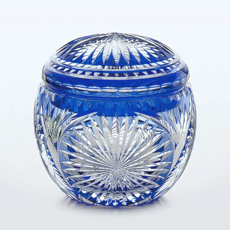 Chrysanthemum-Cut Crystal Trinket Bowl – Edo Kiriko Decorative Box | Kagami Crystal 1