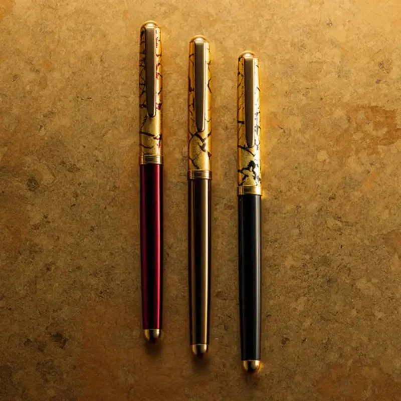 Crack-Finish Ballpoint Pen – Hand-Decorated With Kanazawa Gold Leaf 1