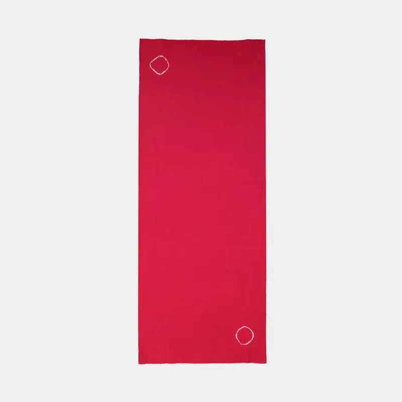 Crimson Screw-Squeezed Washcloth – Dual-Red Tone | Kyoto Yoake Shibori Textile 1