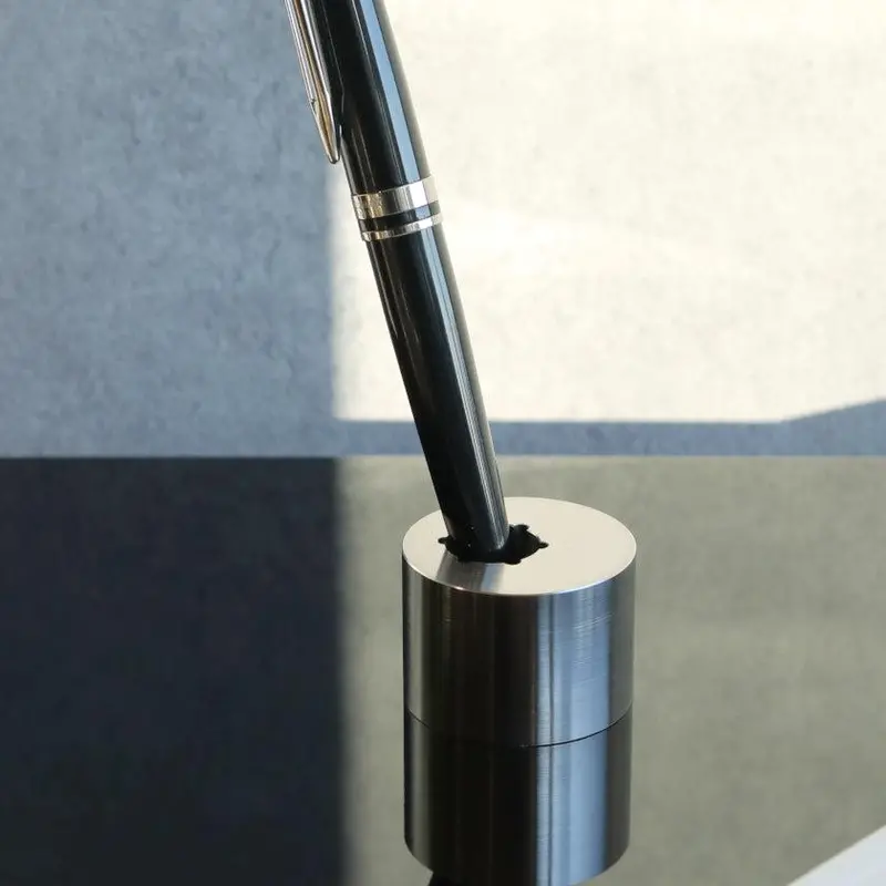 Cylindrical Metal Pen Holder – Precision-Chamfered Desk Accessory | Hayami Seisakusho 1