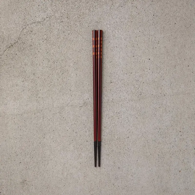 Dan Dandan Gold Chopsticks – Luxe 18-Zen Lacquered Pair 1