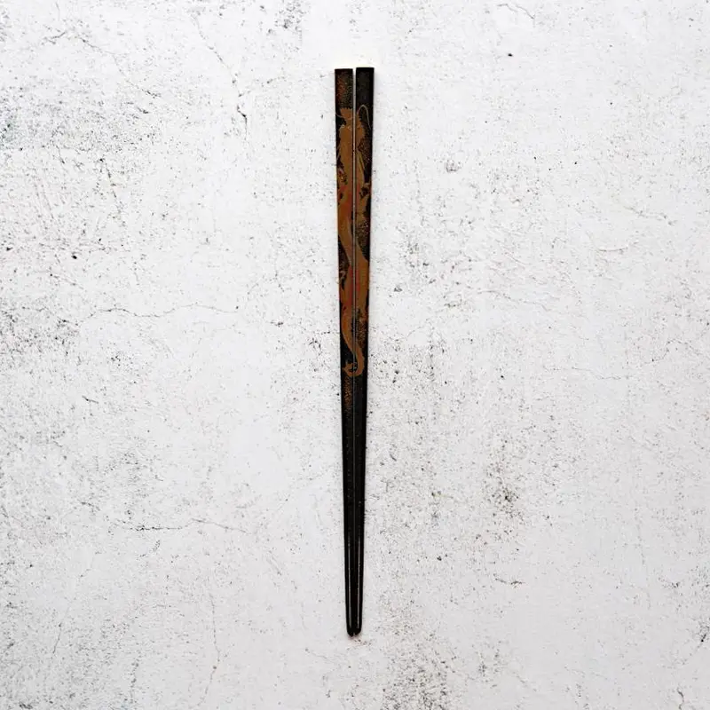 Dragon-Inspired Lacquer Chopsticks | Hashimoto Kousaku Shikki | Wajima Nuri 1