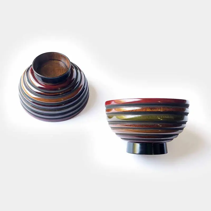 Dual-Tone Lacquered Rice Bowl – Black & Vermilion Interior (Kagawa) 1