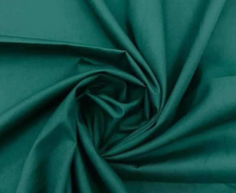Earthy Hunter Green Poly Cotton Broadcloth Fabric For Structured Sewing 1