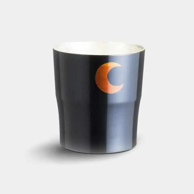 Echizen-Finish Sandalwood Mug – Celestial Sun-And-Moon Motif In Black 1