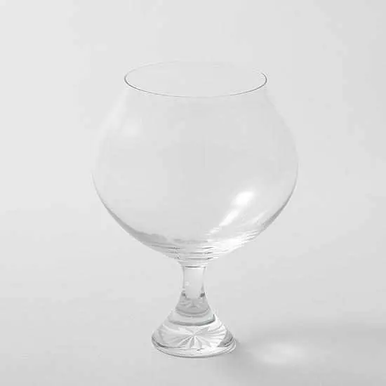 Es Stem 04 Edo Cut Glass – Kiriko-Inspired Wine Goblet 1