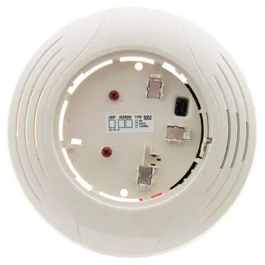 Gamewell-Fci B200Sr-Iv Ivory Intelligent Plug-In Sounder Base With Sensor 1