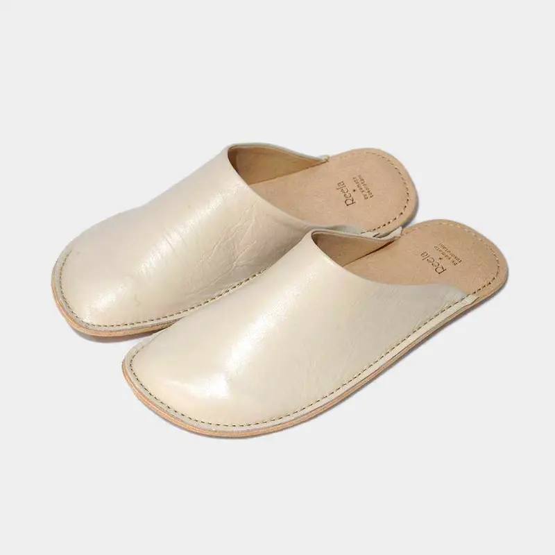 Genuine Leather Slippers In Light Ivory – Smooth, Natural Finish 1