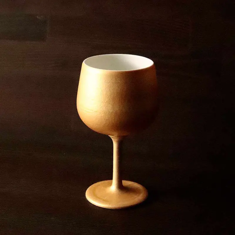 Gold-Accented Wine Glass – Porcelain Mino Ware By Marumo Takagi 1