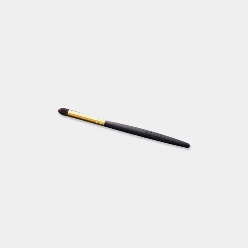 Grand Finishing Round Eyeshadow Brush – Seamless Blend & Soft Focus Tool 1