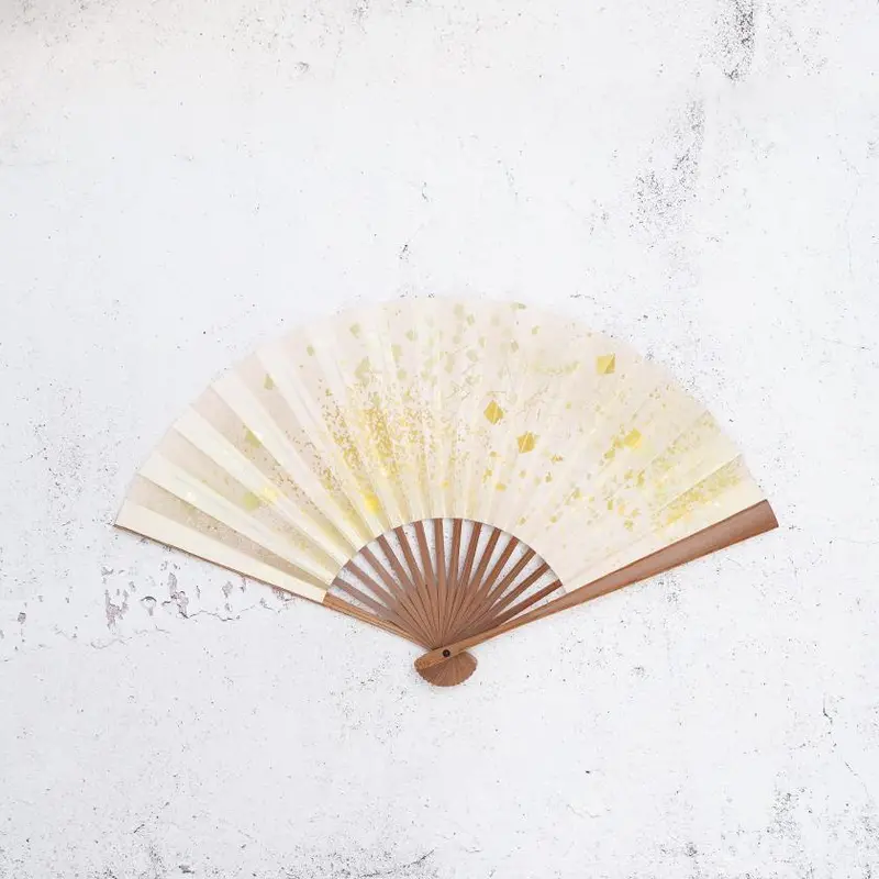 Haku Gold-Pink Hand Fan For Women — Hon-Susutake Frame | Unkindo Fukatsu • Edo Folding Fans 1