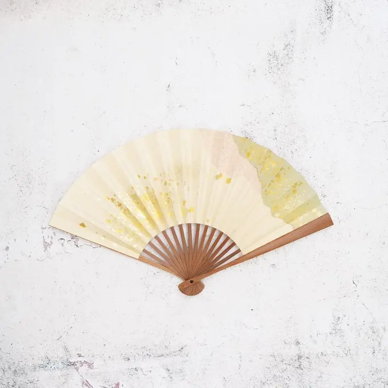 Haku Pink-Green Hand Fan For Women — Hon-Susutake Frame | Unkindo Fukatsu • Edo Folding Fans 1