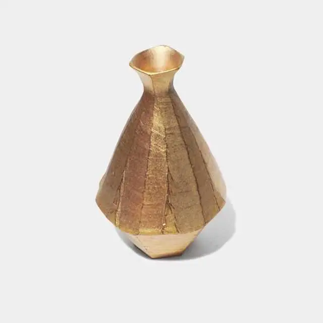 Handcrafted Golden Sake Bottle – Koichi Fujioka Porcelain & Pottery 1