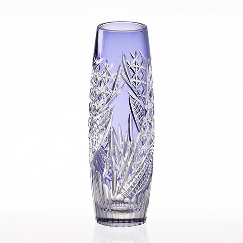 Hokaze Vase – Contemporary Edo Kiriko Glass Sculpture 1