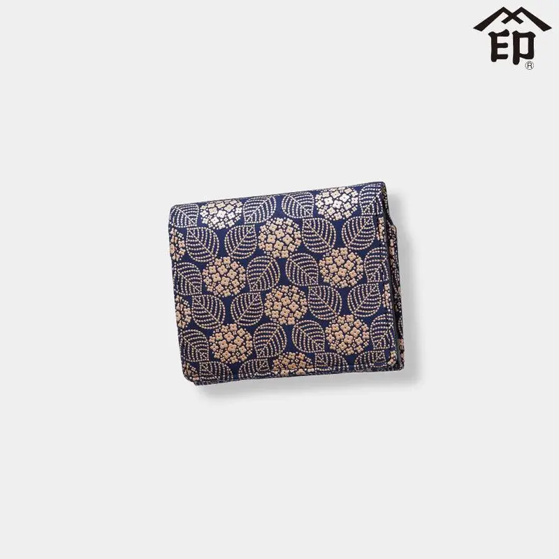 Hydrangea Bundle Wallet In Navy Blue & White Lacquered Deerskin | Koushu Inden By Inden-Ya 1