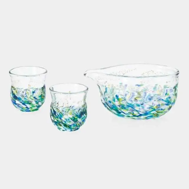 Hydrangea-Inspired Flower Depression Sake Bottle Set | Tsugaru Vidro X Aderia 1