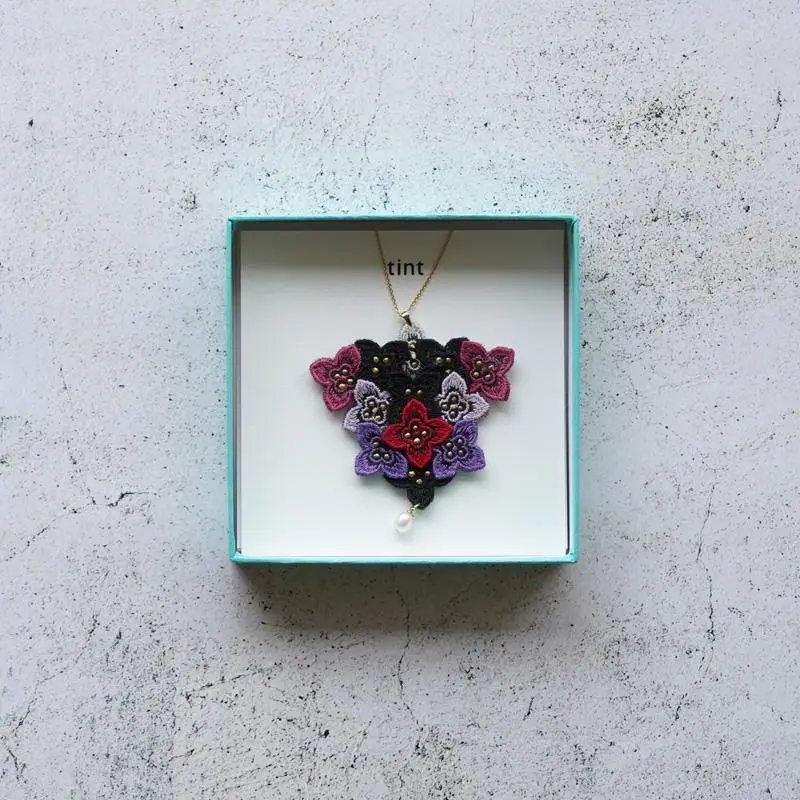 Hydrangea-Inspired Necklace – Tint Ll Pendant With Freshwater Pearl, Morphosphere 1