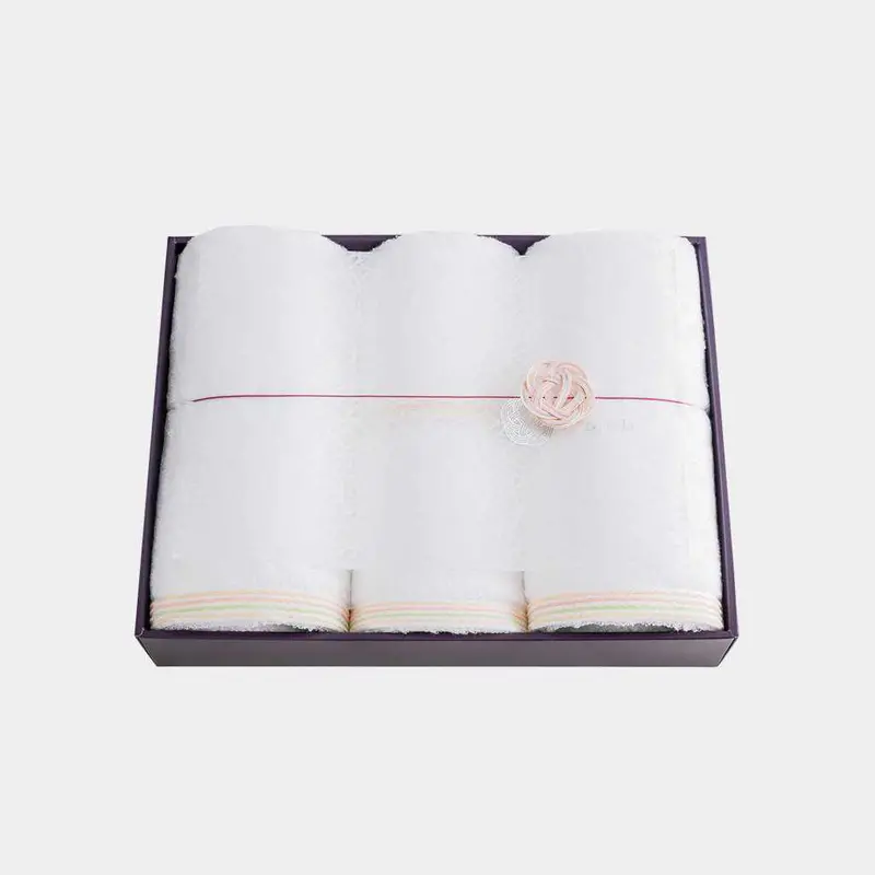 Imabari 'En' Four-Piece Towel Set: 2 Bath + 2 Face Towels 1