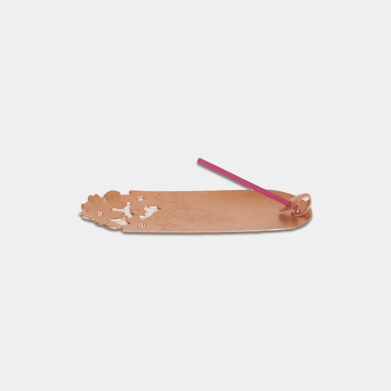 Incense Burner Stand With Falling Petal Design | Owari Butsugu 1