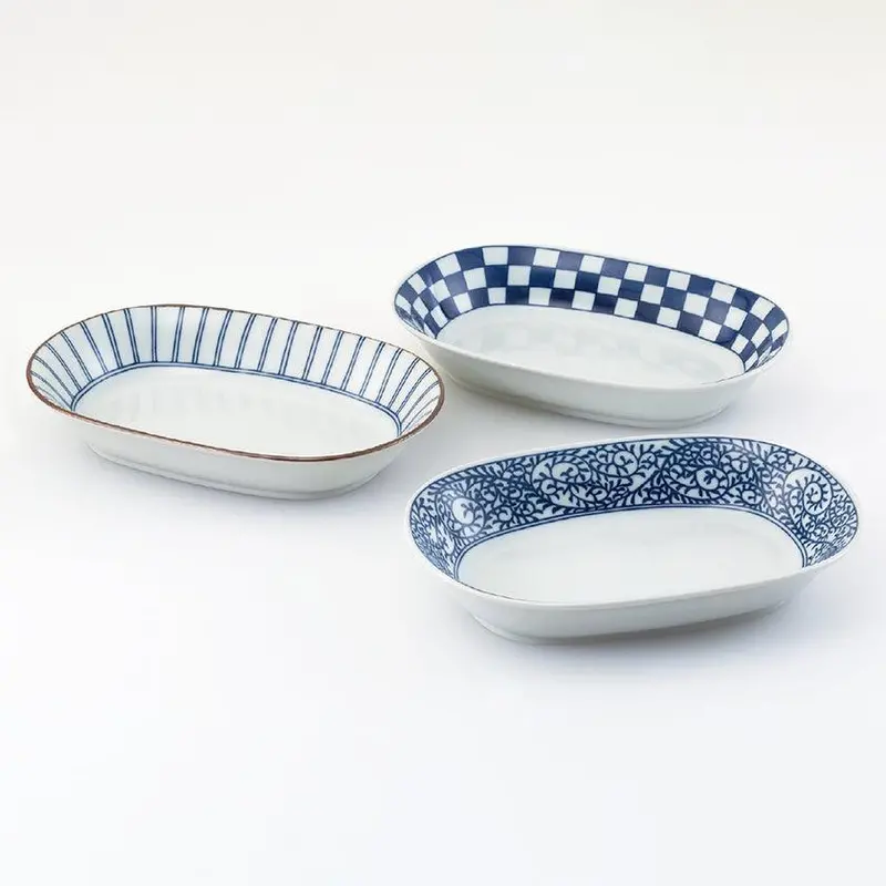 Indigo Ceramic Bowl Set – Three-Piece Hasami Porcelain Collection 1