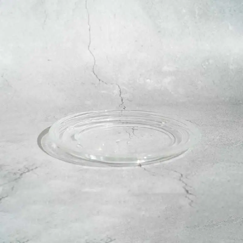 Izumo Clear Glass Plate – Mouth-Blown Artisan Design | Izumo Studio (2-Week Lead Time) 1