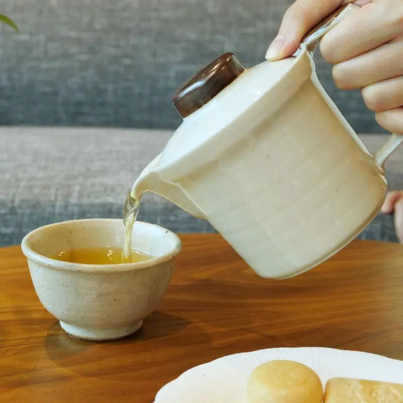 Japanese Wide-Mouth Tea Cup In Matte Powder Finish | Marumo Kato Pottery, Mino Ware 1