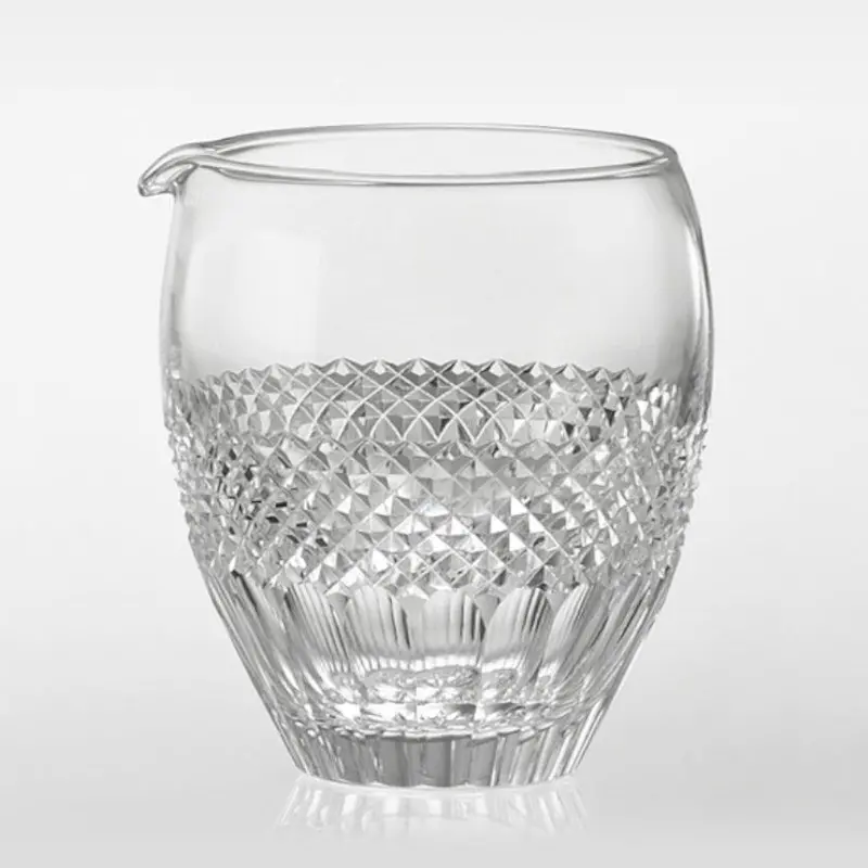 Katakuchi Sake Bottle – Fish Scale Motif, Kagami Edo Kiriko Glass 1