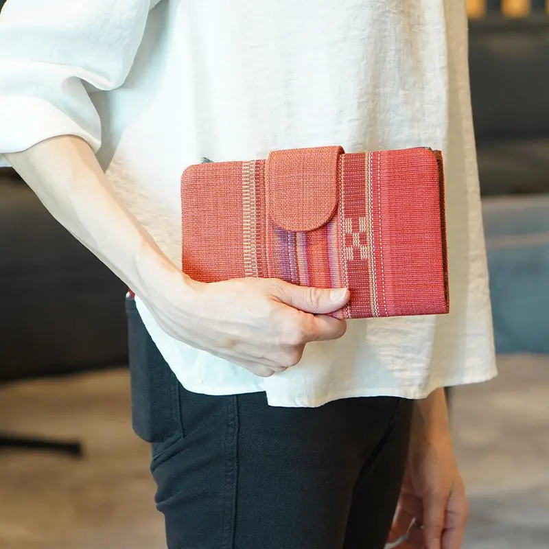 Kokkara Card Case In Red – Bold Yaeyama Minsah Compact Card Keeper By Azamiya 1