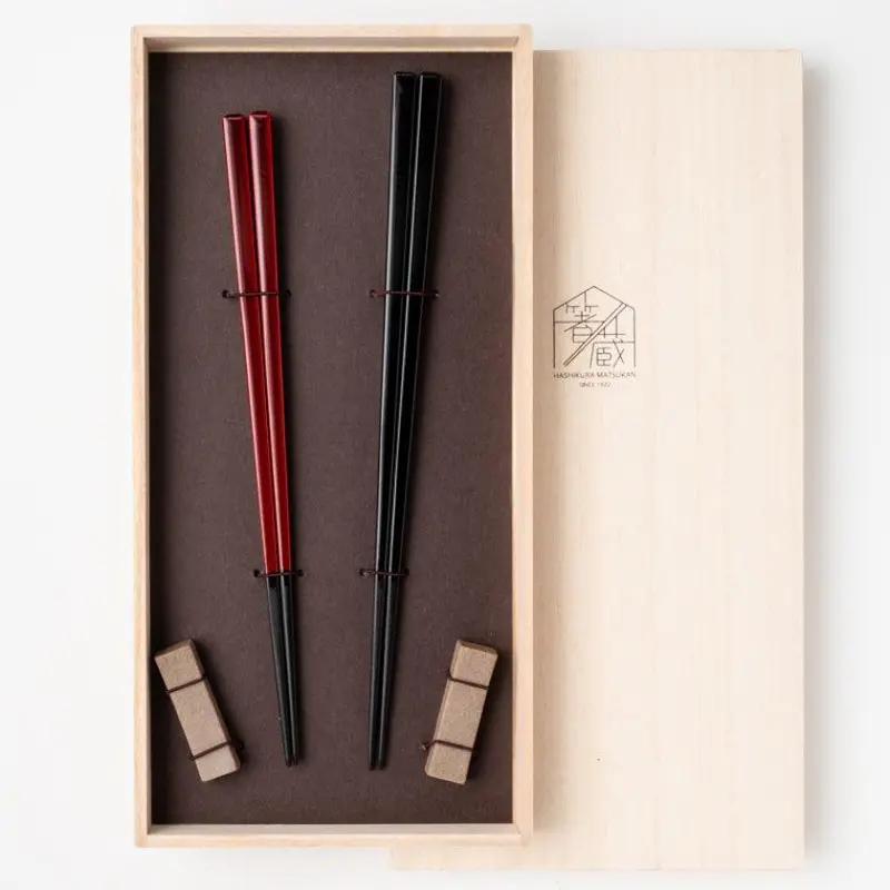Kokutan Square Lacquered Chopsticks Set With Rest (21.5 & 23.0 Cm) – Matsukan Wakasa 1