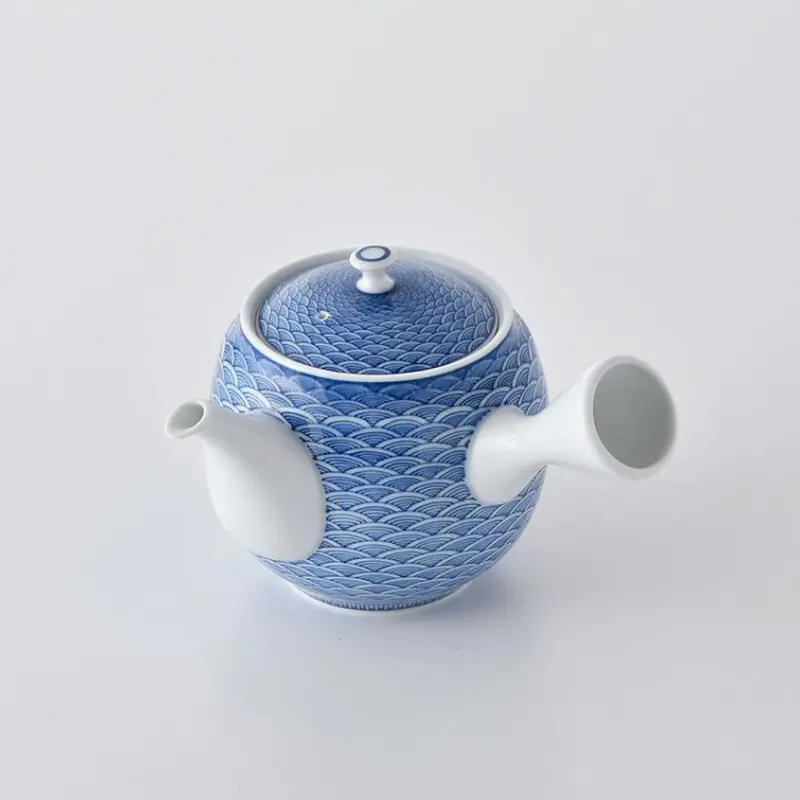 Kyusu Teapot Adorned With Hirado-Seigaiha Waves | Mikawachi Ceramic | Hiradoshouzan 1