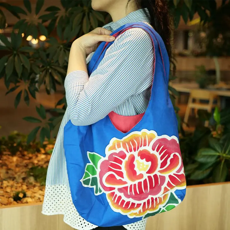 Large Tsutugaki-Dyed Eco Bag With Peony (Moutan) Design – Matsuda 1
