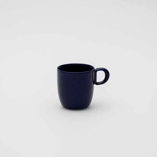 Leon Ransmeier Ceramic Mug In Deep Navy Blue – Artisan Imari-Arita Stoneware Cup 1