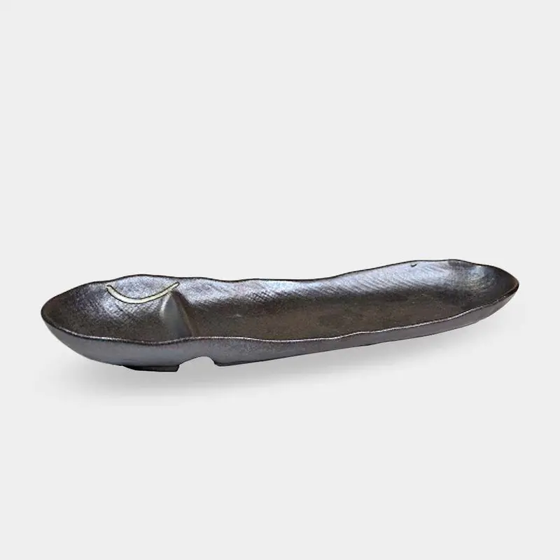 Long Boat-Partitioned Serving Platter In Black Glaze | Marumo Kato Pottery, Mino Ware 1