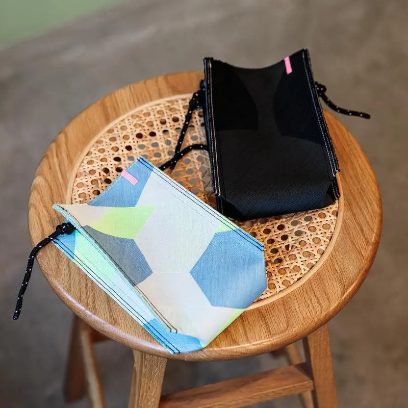Machiko Smartphone Shoulder Bag – Compact Banjū-Orī Design By Pols 1