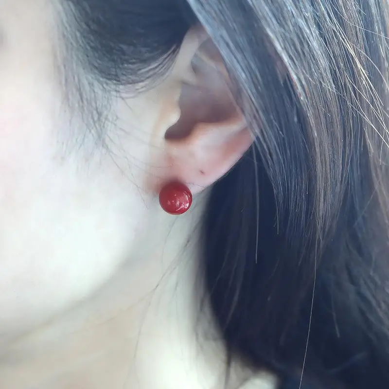 Masuisai Lacquer Bead Earrings – Single Red Nandina Pendant Style 1