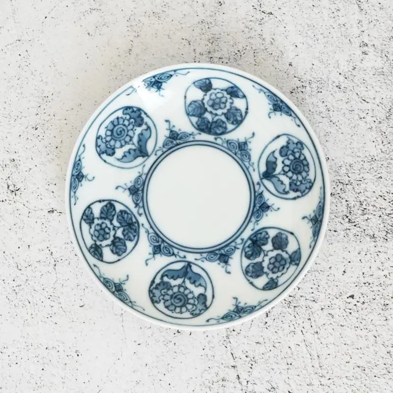 Mikawachi Ware Minimalist Round Dish – Maru-Mon Flower Design By Hiradoshouzan 1