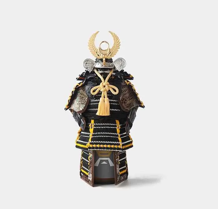 Mini Tokugawa Ieyasu Bottle Armor – Sake Bottle Holder Inspired By Samurai Armor 1