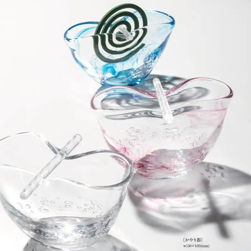 Minimalist Red Mosquito Coil Holder – Handcrafted Glass Incense Stand From Kyoto 1
