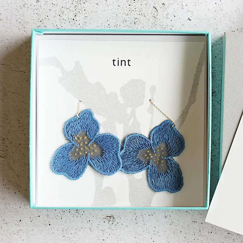 Pansy Blue Earrings – Kyoto Yuzen Dyeing By Morphosphere 1