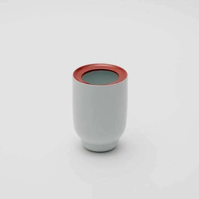 Pauline Deltour Small Red-White-White Vase – Imari-Arita Decorative Ceramic 1