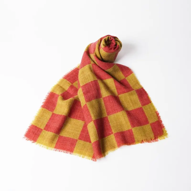 Red-Ochre Checkered Scarf – Classic Kyoto Yuzen Textile Art 1
