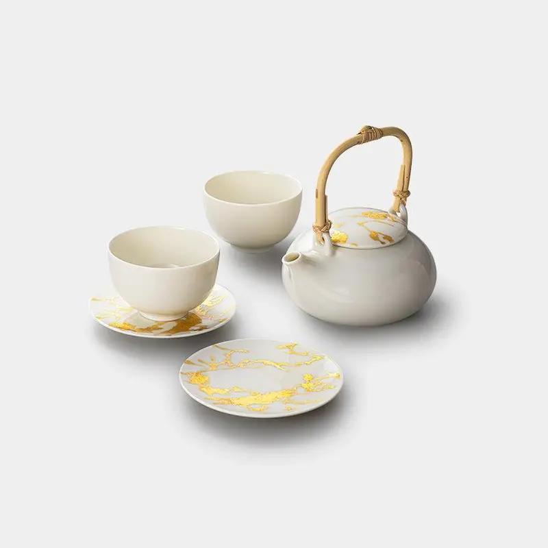 Rs Marble Tea Set: Teapot And Matching Cups With Kanazawa Gold Leaf Accents | Hakuichi 1